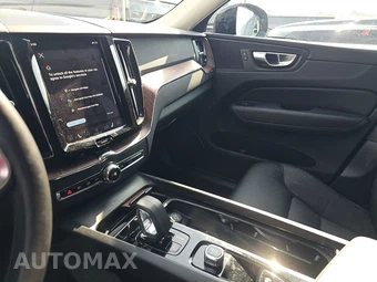 2024 Volvo XC60 B5 Plus Dark Theme – miniatura 11