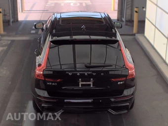 2024 Volvo XC60 B5 Plus Dark Theme – miniatura 5