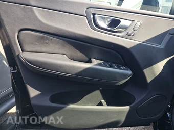 2024 Volvo XC60 B5 Plus Dark Theme – miniatura 9