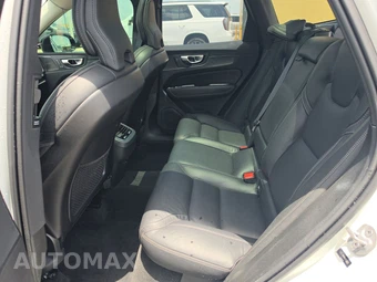 2024 Volvo XC60 B5 Ultimate Dark Theme – miniatura 13