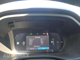2024 Volvo XC60 Recharge Plug-In Hybrid T8 Core Dark Theme - miniatura 9