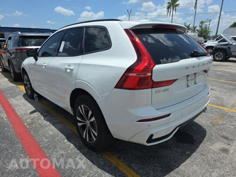 2024 Volvo XC60 Recharge Plug-In Hybrid T8 Core Dark Theme - miniatura 6