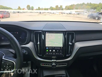 2024 Volvo XC60 Recharge Plug-In Hybrid T8 Core Dark Theme - miniatura 11