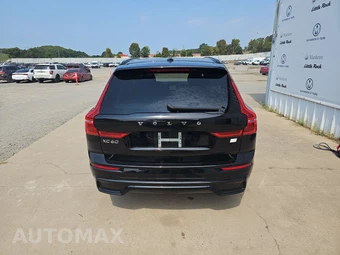 2024 Volvo XC60 Recharge Plug-In Hybrid T8 Core Dark Theme - miniatura 5