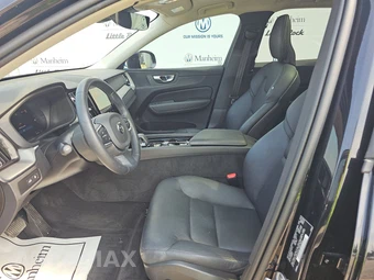 2024 Volvo XC60 Recharge Plug-In Hybrid T8 Core Dark Theme - miniatura 7