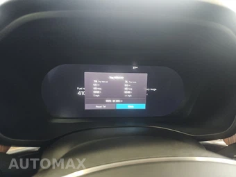 2024 Volvo XC60 Recharge Plug-In Hybrid T8 Plus Dark Theme - miniatura 12