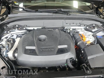2024 Volvo XC60 Recharge Plug-In Hybrid T8 Plus Dark Theme - miniatura 15