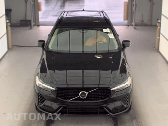 2024 Volvo XC60 Recharge Plug-In Hybrid T8 Plus Dark Theme - miniatura 2