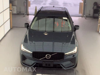 2024 Volvo XC60 Recharge Plug-In Hybrid T8 Plus Dark Theme - miniatura 2
