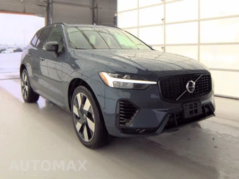 2024 Volvo XC60 Recharge Plug-In Hybrid T8 Plus Dark Theme - miniatura 3