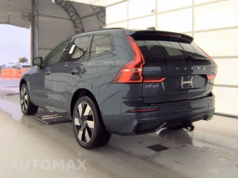 2024 Volvo XC60 Recharge Plug-In Hybrid T8 Plus Dark Theme - miniatura 6