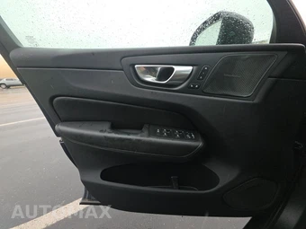 2024 Volvo XC60 Recharge Plug-In Hybrid T8 Plus Dark Theme - miniatura 9
