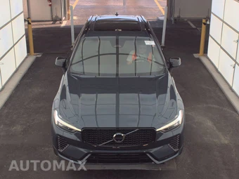 2024 Volvo XC60 Recharge Plug-In Hybrid T8 Plus Dark Theme - miniatura 2