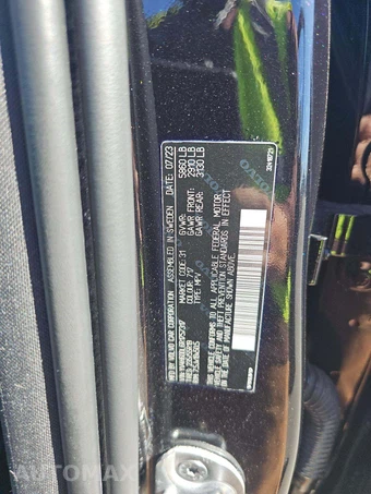 2024 Volvo XC60 Recharge Plug-In Hybrid T8 Plus Dark Theme - miniatura 2