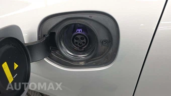 2024 Volvo XC60 Recharge Plug-In Hybrid T8 Plus Dark Theme - miniatura 17
