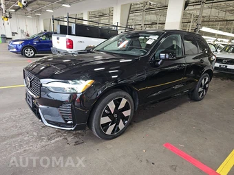 2024 Volvo XC60 Recharge Plug-In Hybrid T8 Plus Dark Theme