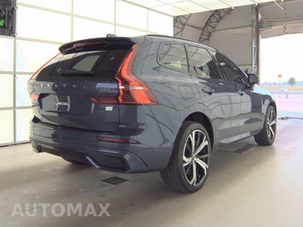 2024 Volvo XC60 Recharge Plug-In Hybrid T8 Ultimate Dark Theme - miniatura 4