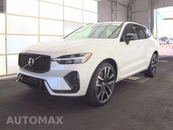 2024 Volvo XC60 Recharge Plug-In Hybrid T8 Ultimate Dark Theme