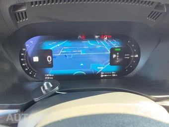 2024 Volvo XC60 Recharge Plug-In Hybrid T8 Ultimate Dark Theme - miniatura 12