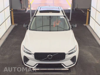 2024 Volvo XC60 Recharge Plug-In Hybrid T8 Ultimate Dark Theme - miniatura 2