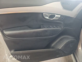 2024 Volvo XC90 B5 Core Bright Theme 7-Passenger – miniatura 9