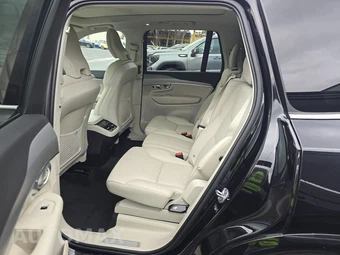 2024 Volvo XC90 B5 Core Bright Theme 7-Passenger – miniatura 13