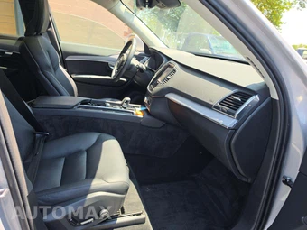 2024 Volvo XC90 B5 Core Bright Theme 7-Passenger – miniatura 18