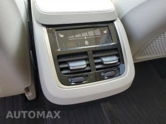 2024 Volvo XC90 B5 Plus Bright Theme 7-Passenger – miniatura 10