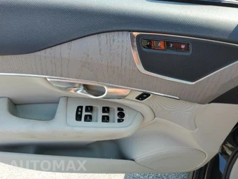 2024 Volvo XC90 B5 Plus Bright Theme 7-Passenger – miniatura 12