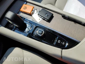 2024 Volvo XC90 B5 Plus Bright Theme 7-Passenger – miniatura 21