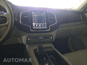 2024 Volvo XC90 B6 Core Bright Theme 7-Passenger – miniatura 10