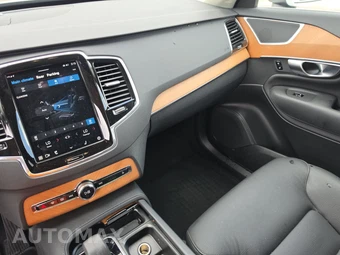 2024 Volvo XC90 B6 Plus Bright Theme 7-Passenger – miniatura 11