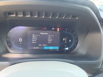 2024 Volvo XC90 B6 Ultimate Bright Theme 6-Passenger - miniatura 12