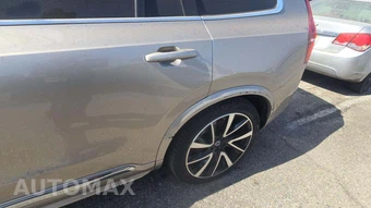2024 Volvo XC90 B6 Ultimate Bright Theme 6-Passenger - miniatura 32
