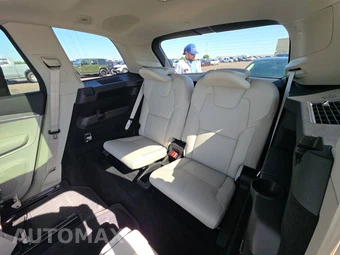 2024 Volvo XC90 B6 Ultimate Bright Theme 6-Passenger – miniatura 14