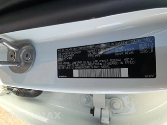 2024 Volvo XC90 B6 Ultimate Bright Theme 6-Passenger – miniatura 15