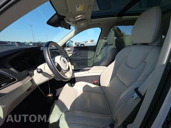 2024 Volvo XC90 B6 Ultimate Bright Theme 6-Passenger – miniatura 7