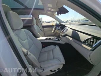 2024 Volvo XC90 B6 Ultimate Bright Theme 6-Passenger – miniatura 8