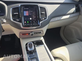 2024 Volvo XC90 B6 Ultimate Bright Theme 6-Passenger – miniatura 11