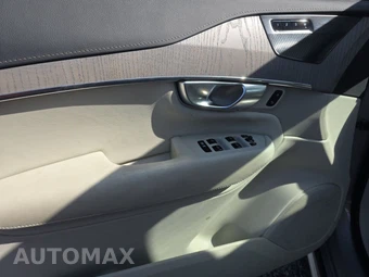 2024 Volvo XC90 B6 Ultimate Bright Theme 6-Passenger – miniatura 9