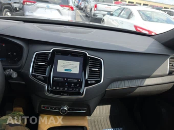 2024 Volvo XC90 B6 Ultimate Bright Theme 7-Passenger – miniatura 11
