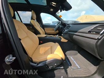 2024 Volvo XC90 B6 Ultimate Bright Theme 7-Passenger – miniatura 8
