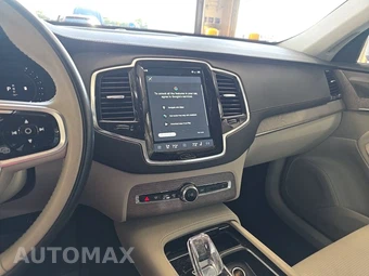 2024 Volvo XC90 B6 Ultimate Bright Theme 7-Passenger - miniatura 11
