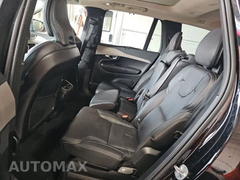2024 Volvo XC90 B6 Ultimate Bright Theme 7-Passenger – miniatura 13