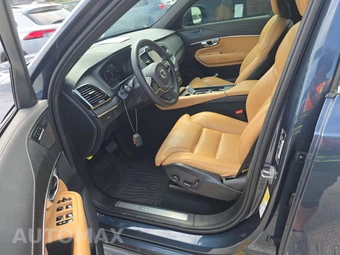 2024 Volvo XC90 B6 Ultimate Bright Theme 7-Passenger – miniatura 7