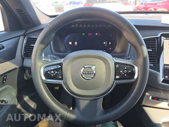 2024 Volvo XC90 B6 Ultimate Bright Theme 7-Passenger – miniatura 10