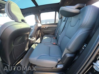 2024 Volvo XC90 B6 Ultimate Bright Theme 7-Passenger – miniatura 13