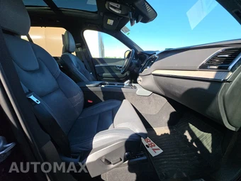 2024 Volvo XC90 B6 Ultimate Bright Theme 7-Passenger – miniatura 8