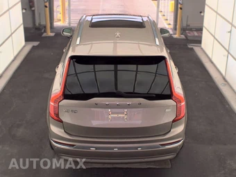 2024 Volvo XC90 Recharge Plug-In Hybrid T8 Core Bright Theme 7-Passenger - miniatura 5