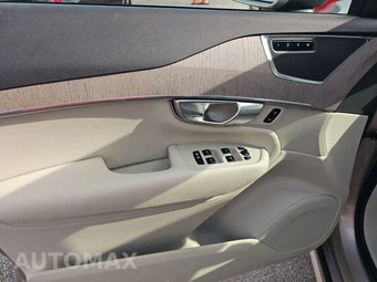 2024 Volvo XC90 Recharge Plug-In Hybrid T8 Core Bright Theme 7-Passenger - miniatura 9